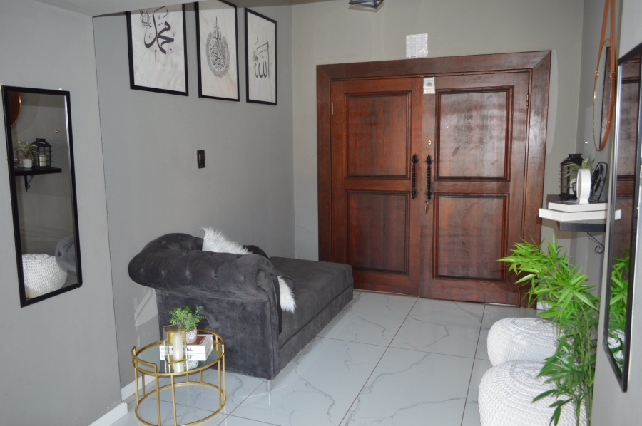 4 Bedroom Property for Sale in Wilkoppies North West